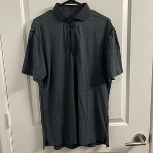 Men’s gray Lululemon polo (L)